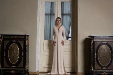Фото 2: Свадебное платье с застёжкой на потайную молнию Anna Skoblikova